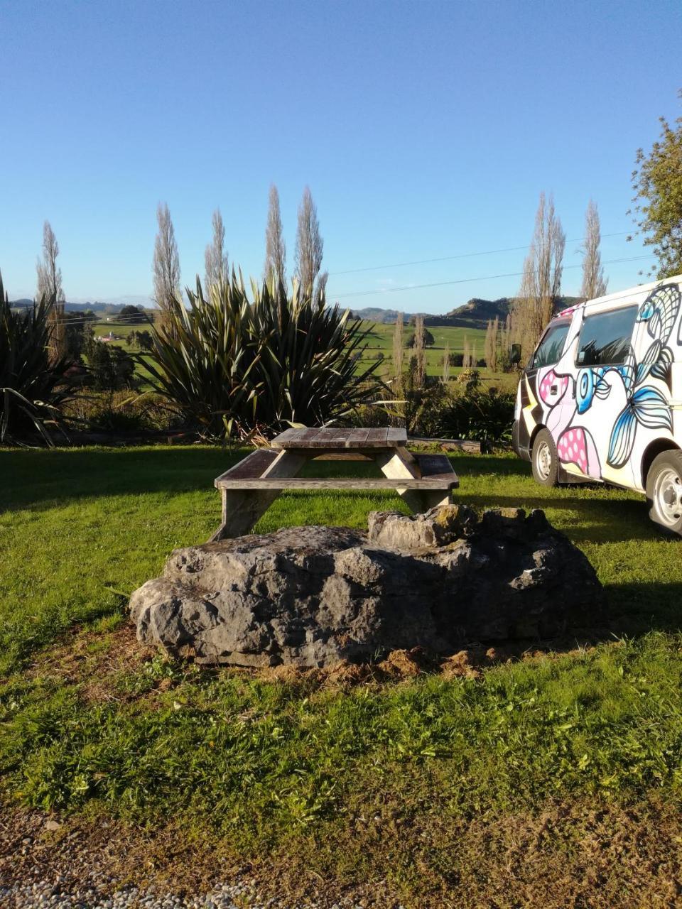 Junohall Backpackers Waitomo Caves Buitenkant foto