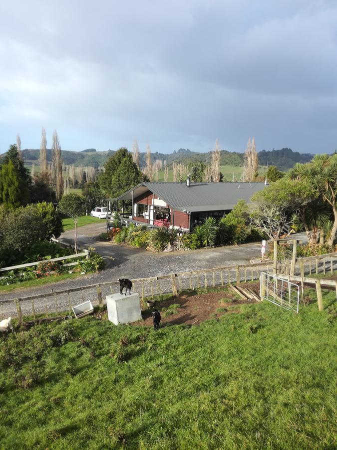 Junohall Backpackers Waitomo Caves Buitenkant foto