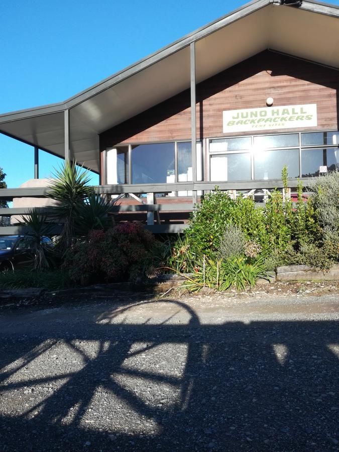 Junohall Backpackers Waitomo Caves Buitenkant foto